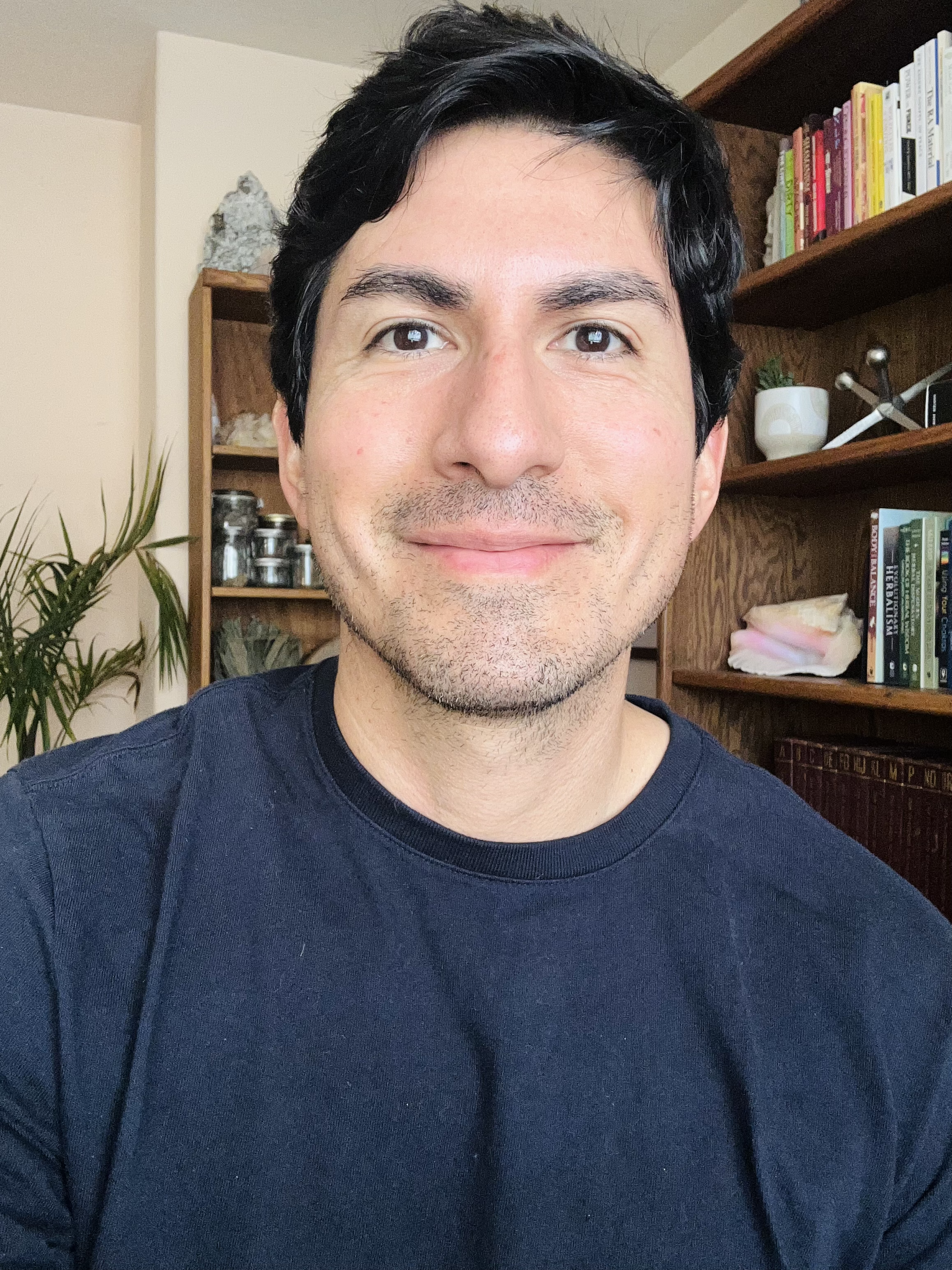 Gabriel Ynostroza, Wellness Guide and Shamanic Practitioner